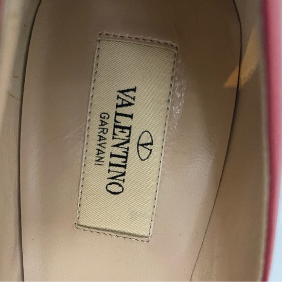 Valentino Garavani Platform Pumps in Red - 37 - Picture 15 of 16
